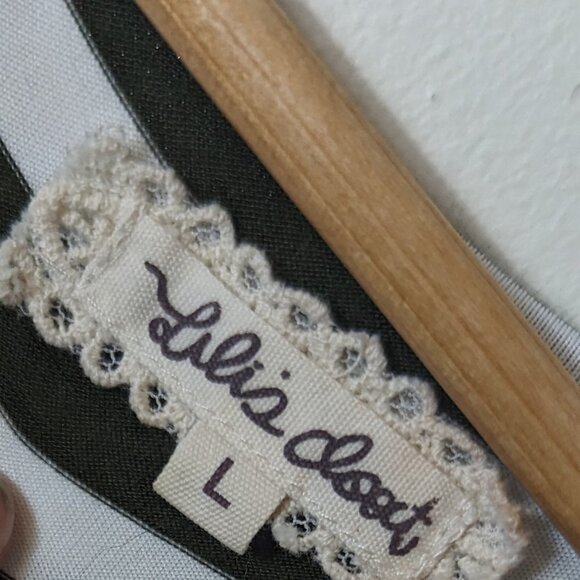 Unconventional Lace Overlay Lili's Closet Tangled Layer Dot Stripe Top Tank - Picture 2 of 7